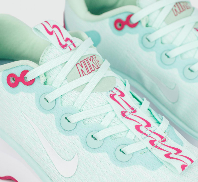nike-motiva-green-s24775-5 nike-motiva-green-s24775-5
