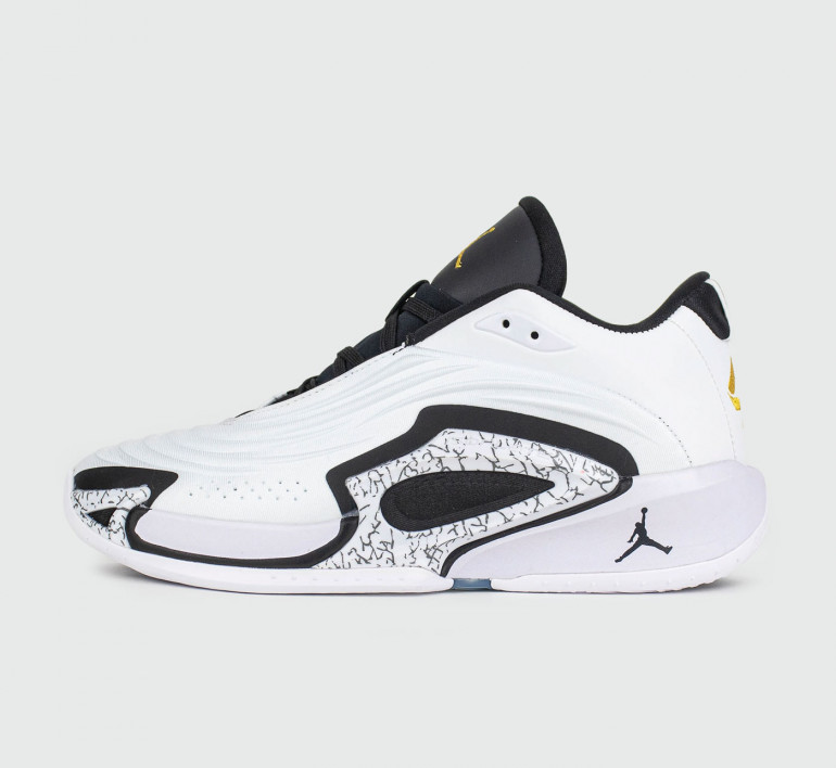 air-jordan-luka3-white-black-42873