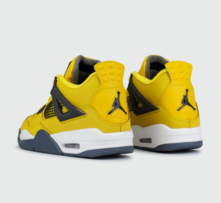 air-jordan-4-lightning-s22274-3
