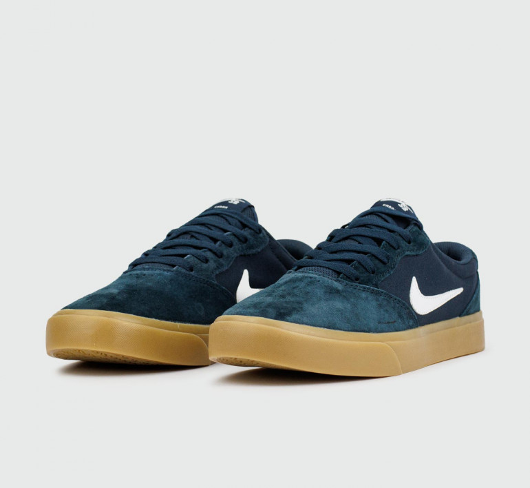 nike-sb-chron-suede-navy-gum-s24318-2 nike-sb-chron-suede-navy-gum-s24318-2