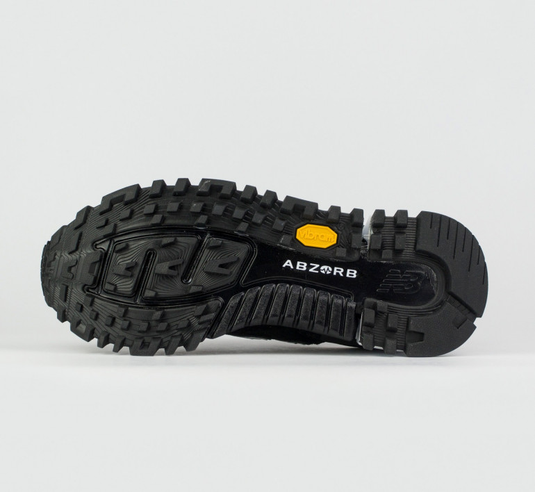 new-balance-1300-black-white-12036-4