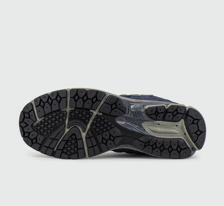 new-balance-2002r-eclipse-16699-4