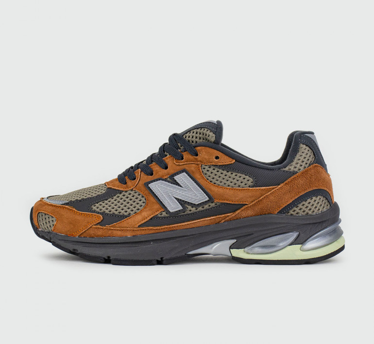 new-balance2010-brown-17146