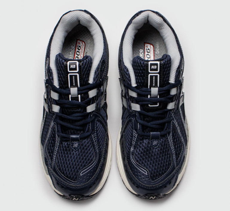 new-balance1906R-blue-white-17366-6