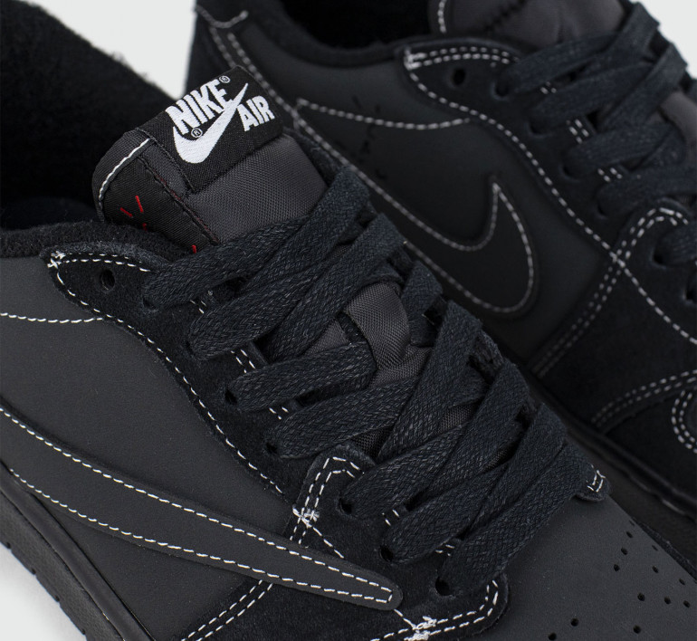 air-jordan-1-low-x-travis-scott-black-14595-5