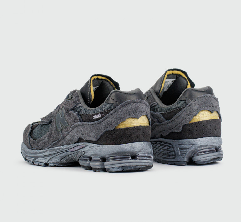 new-balance-2002r-phantom-s23913-3