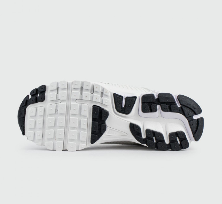 nike-zoom-vomero5-white-wmns-17165-4 nike-zoom-vomero5-white-wmns-17165-4