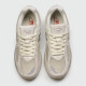 new-balance-2002r-beige-17384-6