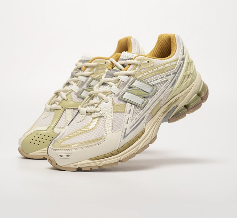 new-balance-1906u-cream-16770