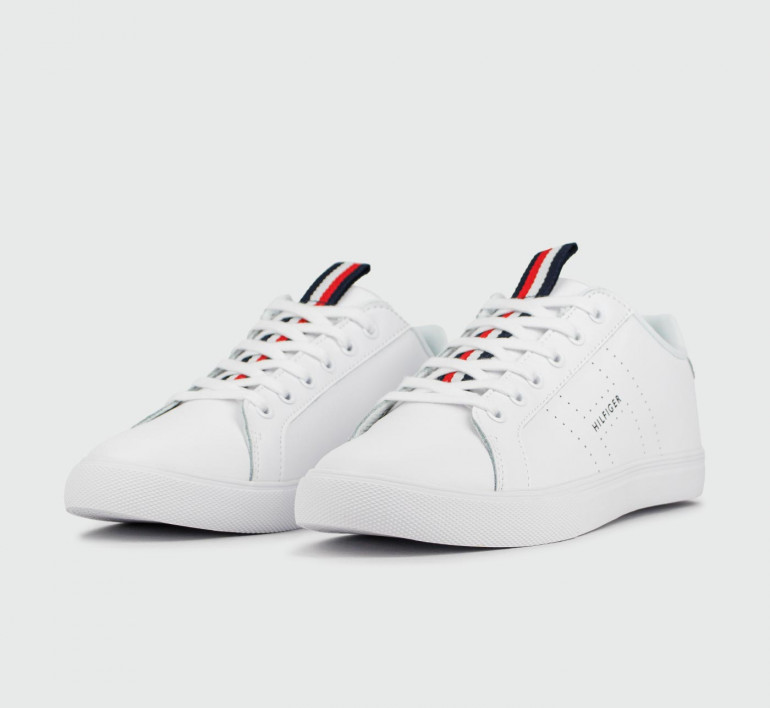 tommy-hilfiger-essential-white-13385-2 tommy-hilfiger-essential-white-13385-2