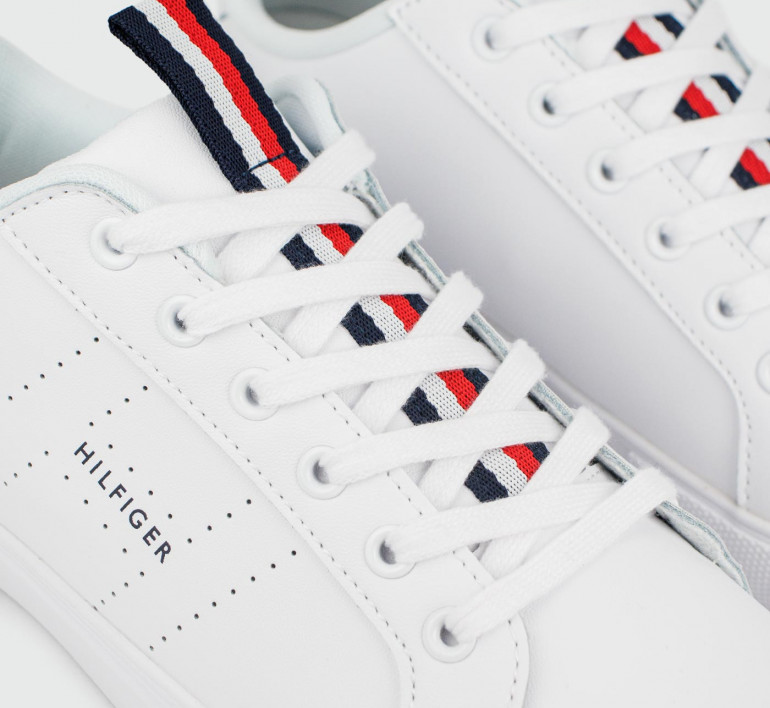 tommy-hilfiger-essential-white-13385-5 tommy-hilfiger-essential-white-13385-5