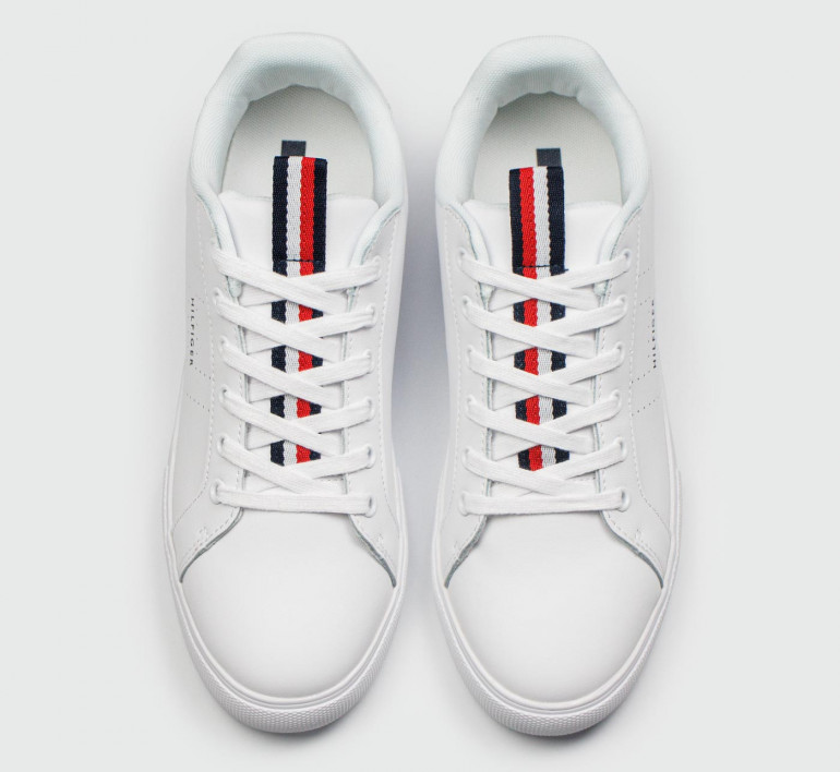tommy-hilfiger-essential-white-13385-6 tommy-hilfiger-essential-white-13385-6