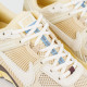 nike-zoom-vomero-5-15302-5