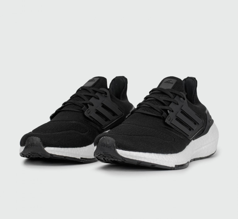 adidas-ultraboost-22-black-s24601-2