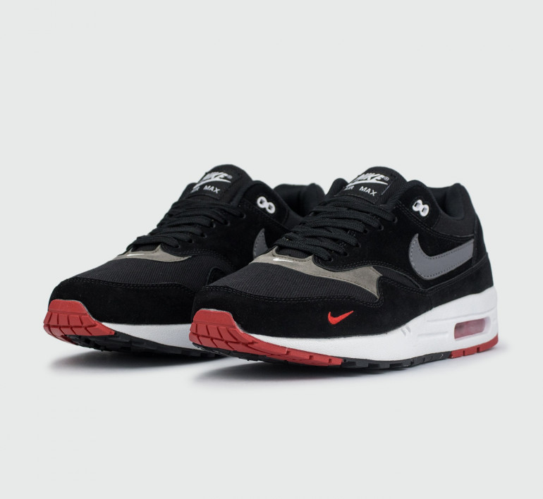 nike-air-max1-black-white-red-s19584-2