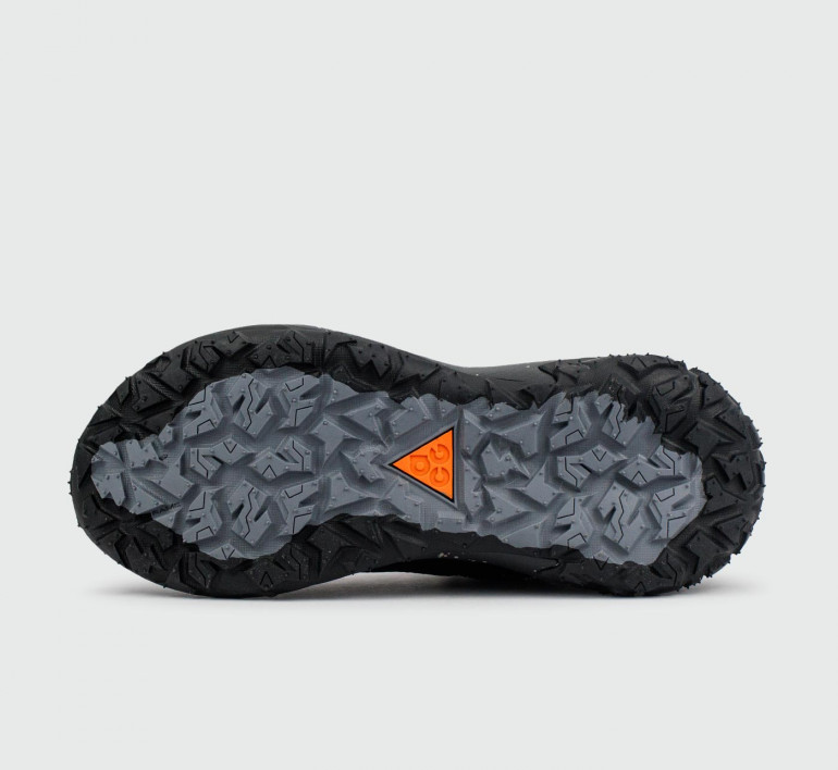 nike-acg-mountain-fly-2-low-gtx-s24415-4