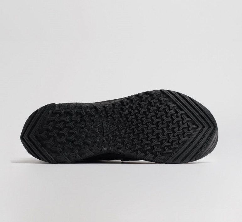 nike-acg-antarktik-black-winter-39540-4