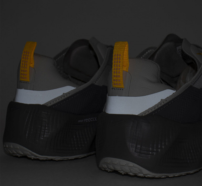 nike-ava-rover-wolf-grey-s26522-6