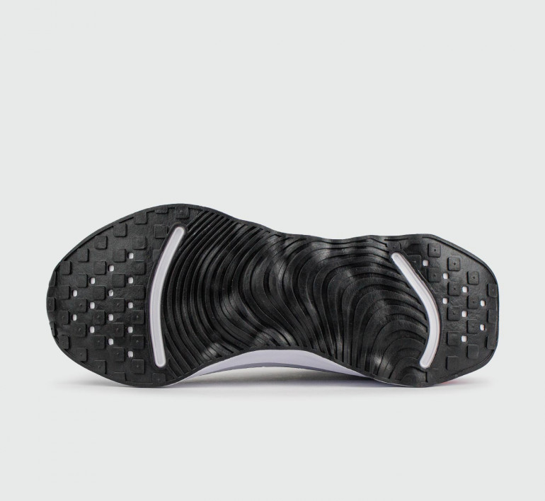 nike-motiva-white-s25120-4