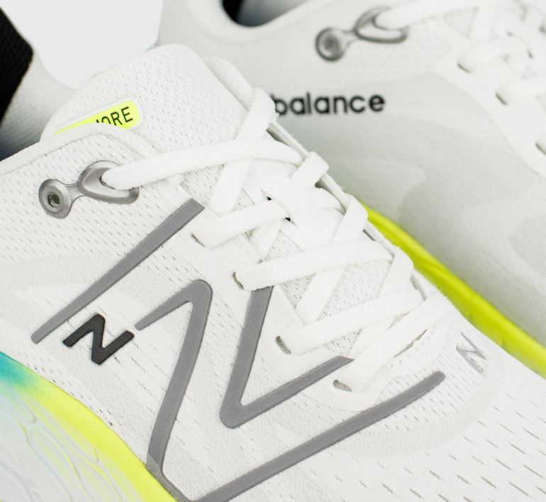 new-balance-fresh-foam-v4-white-s25526-5 new-balance-fresh-foam-v4-white-s25526-5