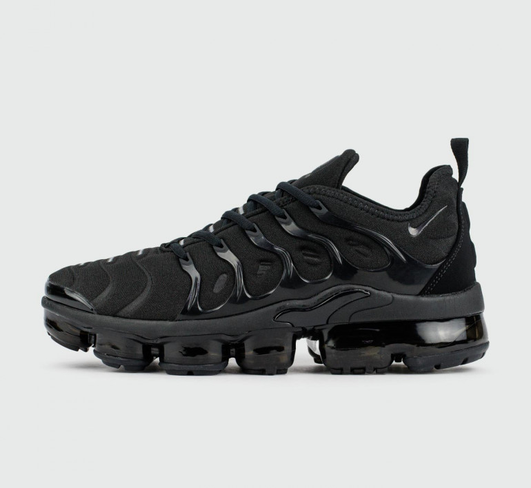 nike-air-vapormax-plus-14438